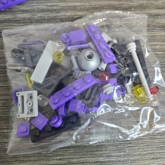 Lego Brick Lot, 7 Oz. Purple Bricks, Windows, Panes, Tires Prisoners Of Azkaban - Picture 2 of 6